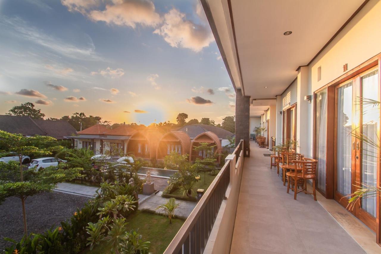 Mailaku House Hotel Kerobokan Екстериор снимка