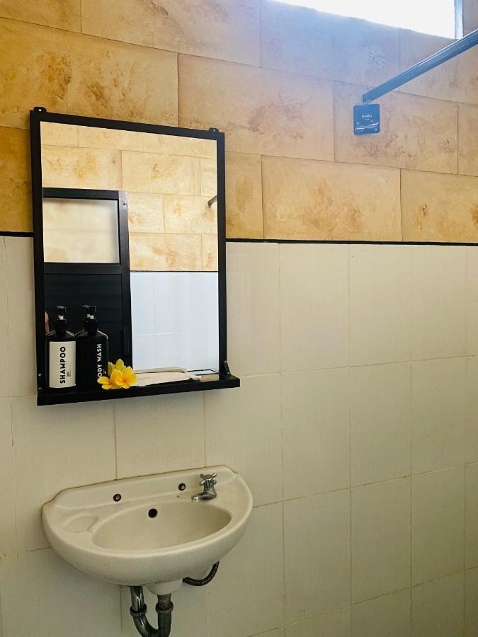 Mailaku House Hotel Kerobokan Екстериор снимка